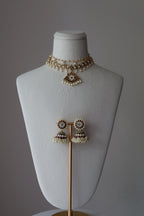 Impon Kemp Stone Pearl Choker