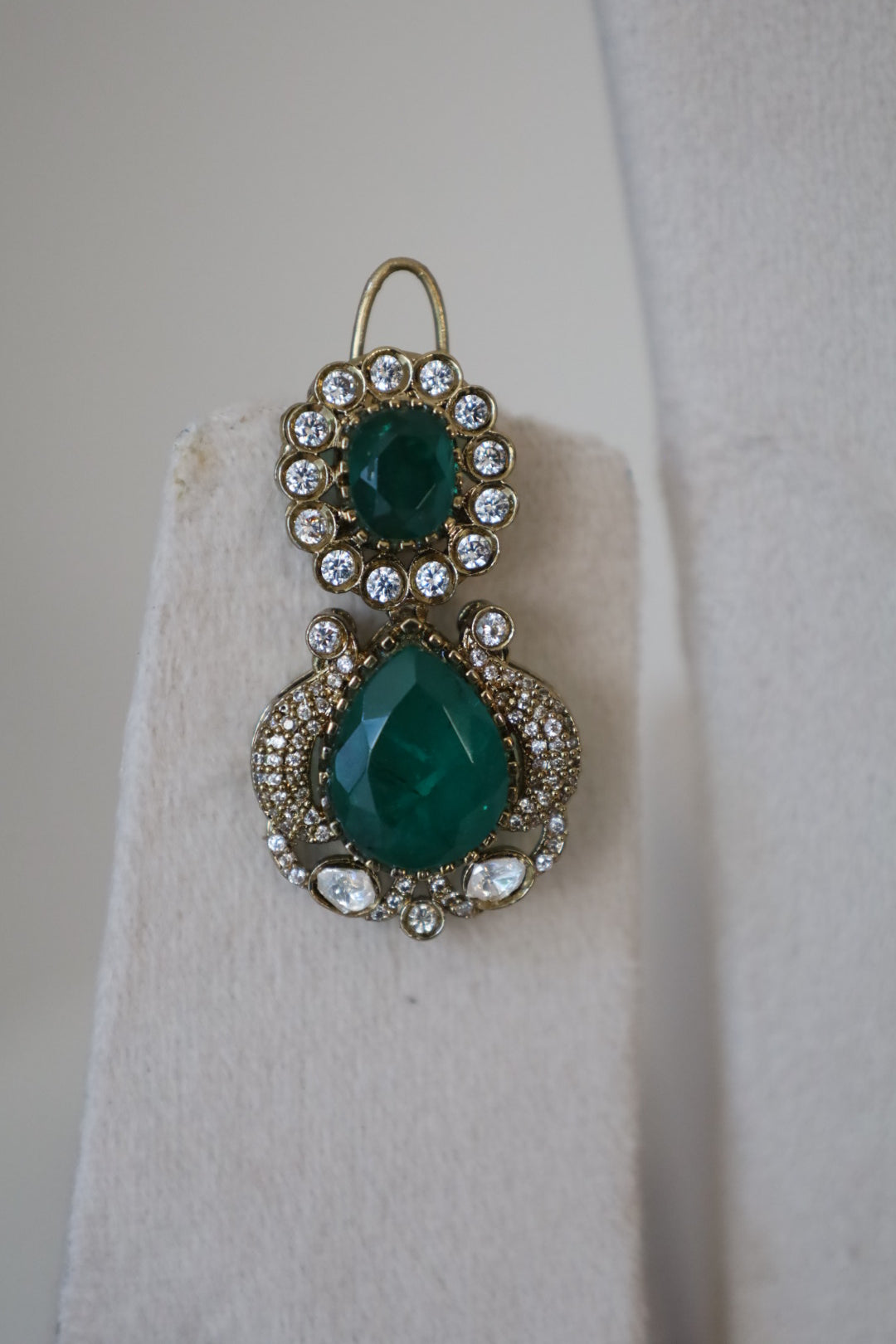 Emerald Royale Kundan Set