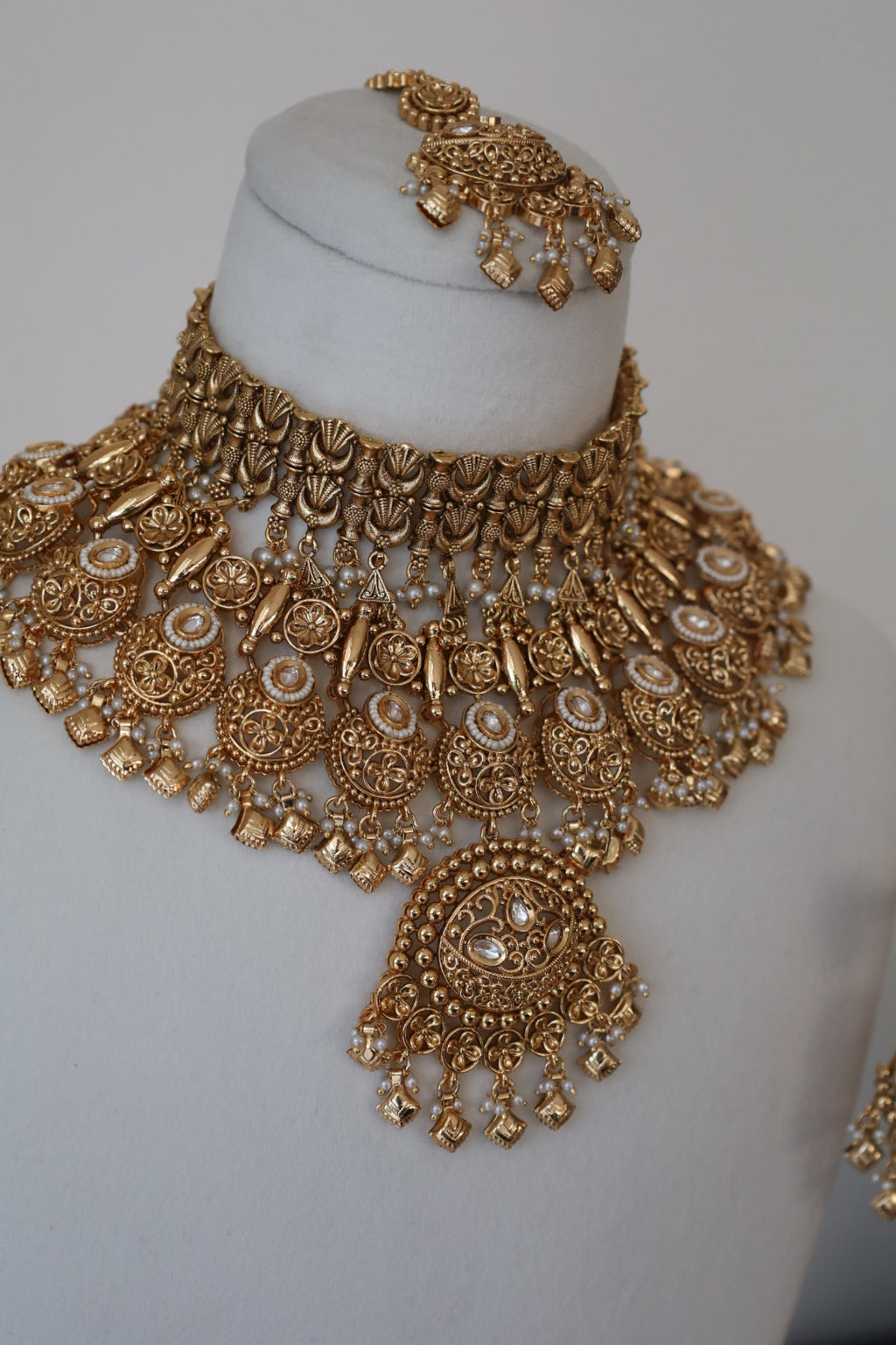 Kashmiri Choker & Rajwadi Necklace Style Combo