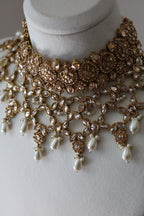Kundan Gold Pearl Bridal Set