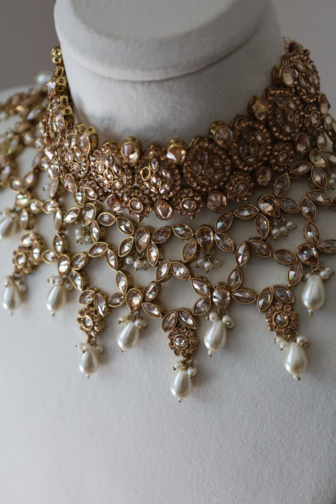 Kundan Gold Pearl Bridal Set