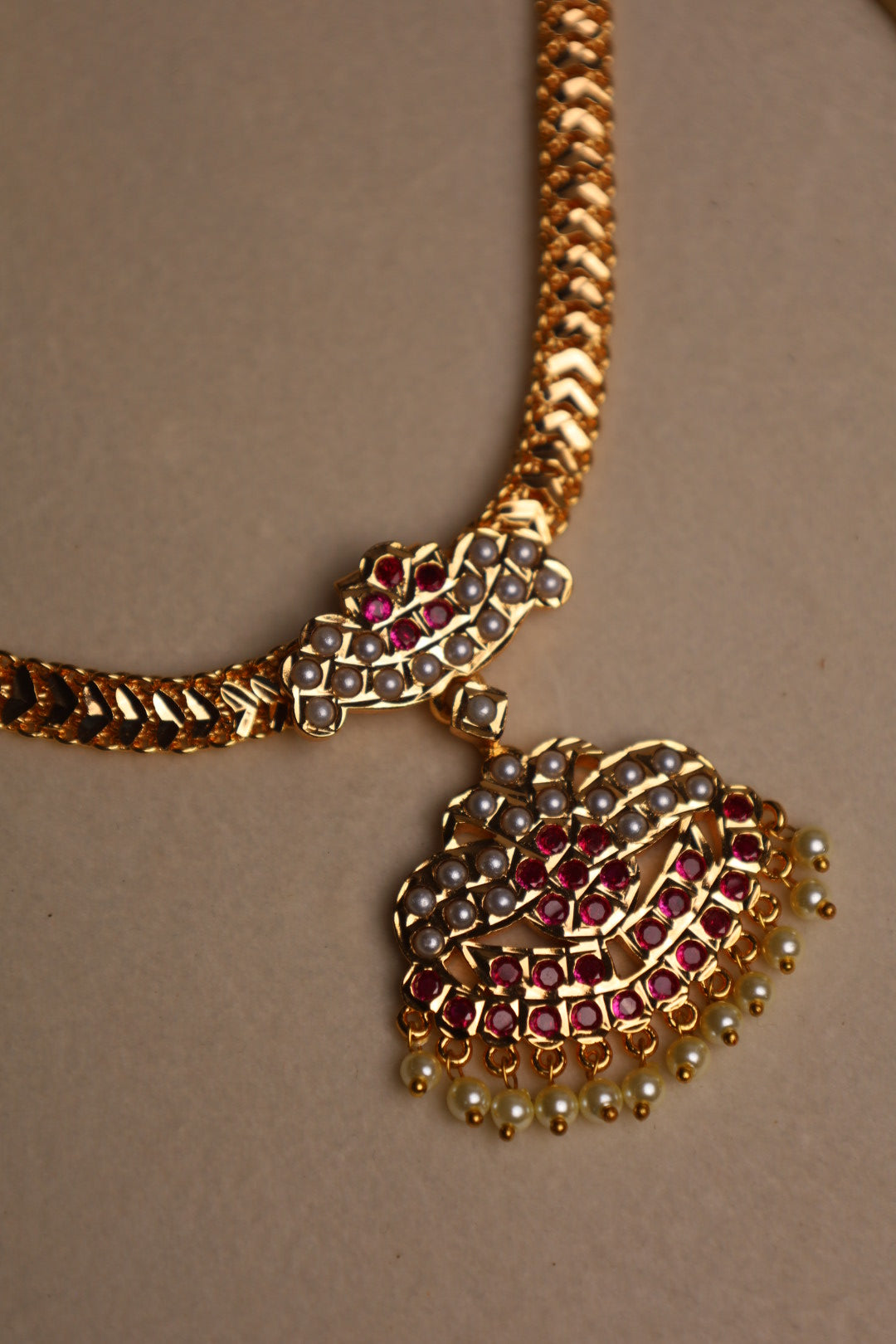 Impon Ruby White Pearl Necklace