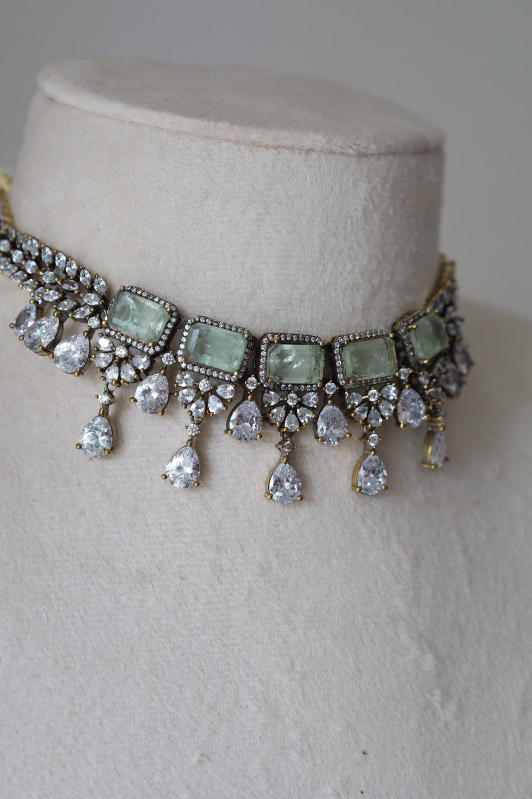 Celeste Sage Crystal Jewellery Set