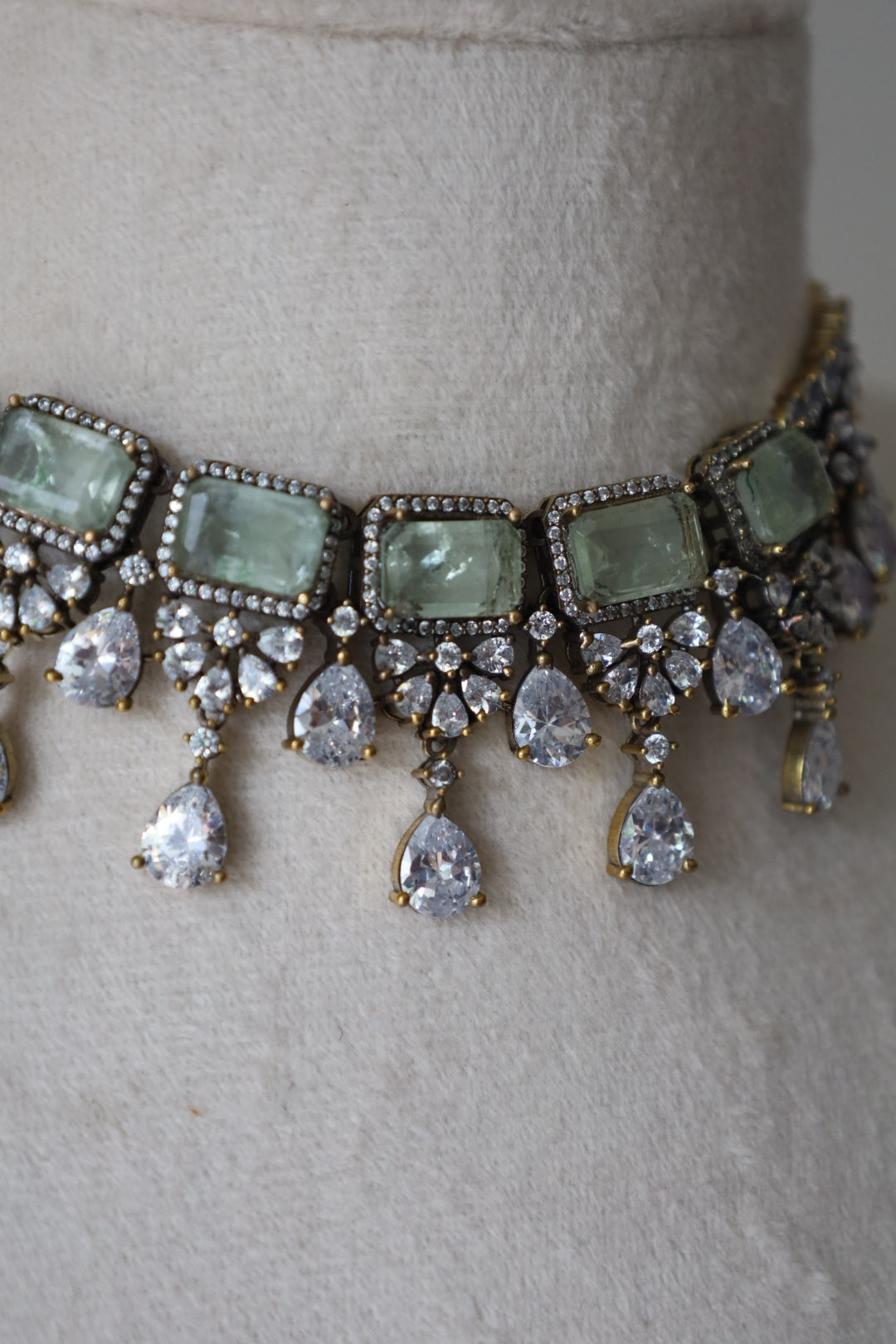 Celeste Sage Crystal Jewellery Set