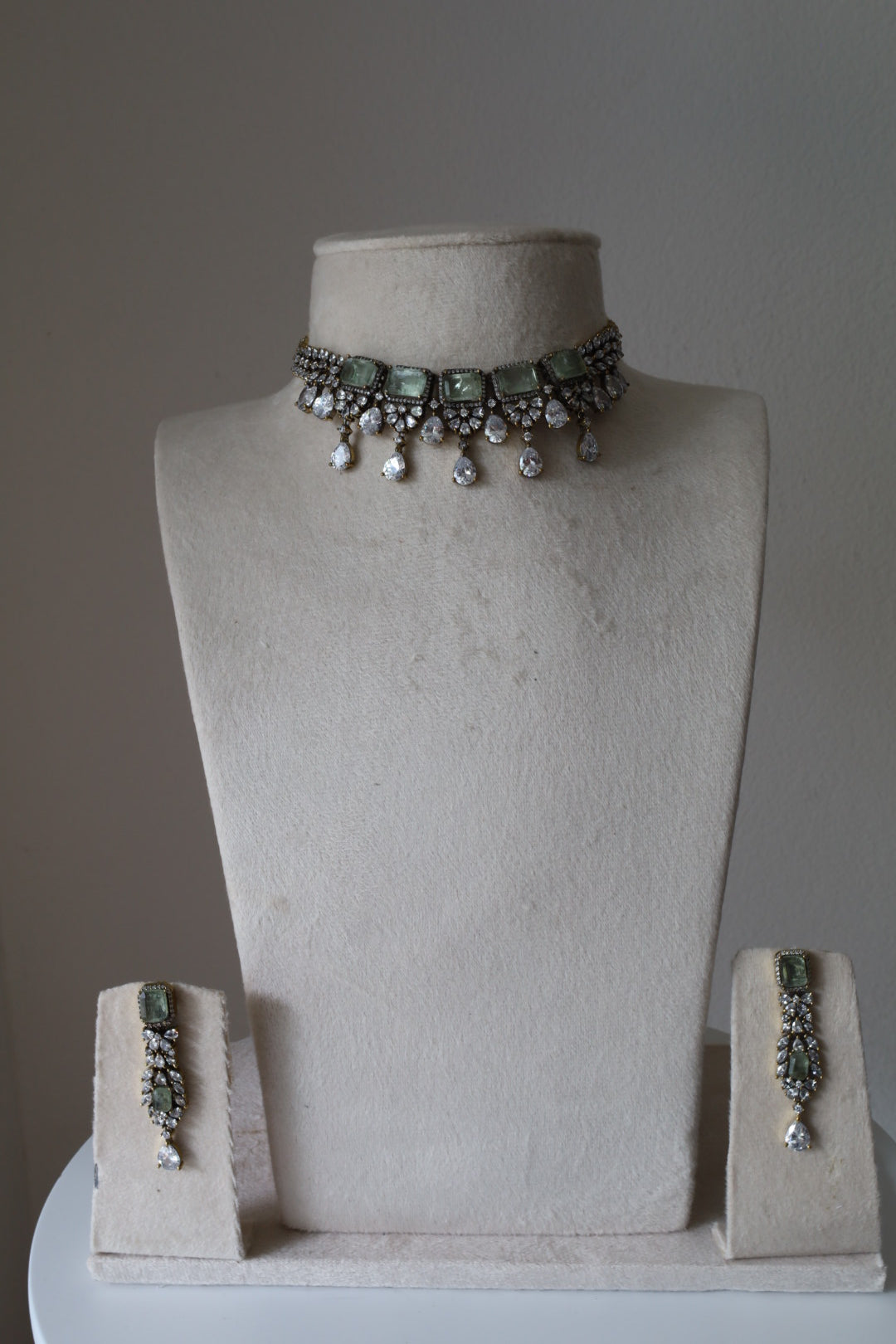 Celeste Sage Crystal Jewellery Set