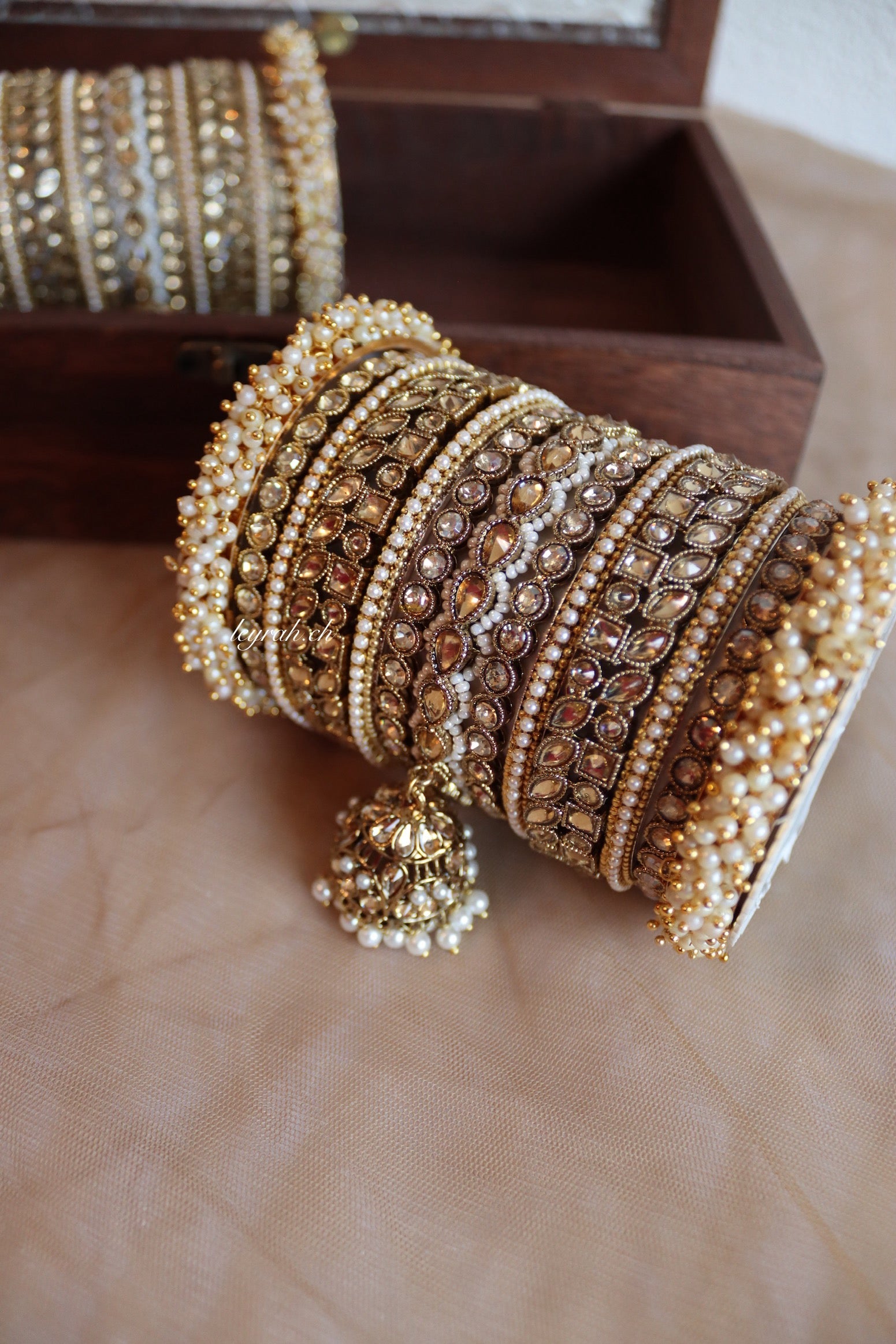 Amara Bangle Set