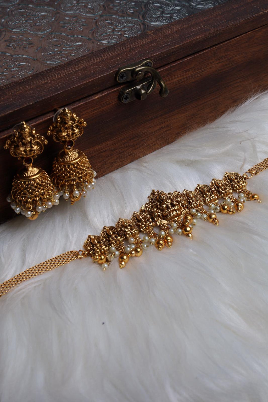 Antique Amman Choker Set