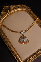 Impon White Necklace