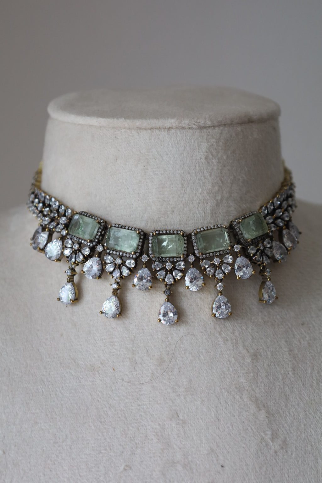 Celeste Sage Crystal Jewellery Set