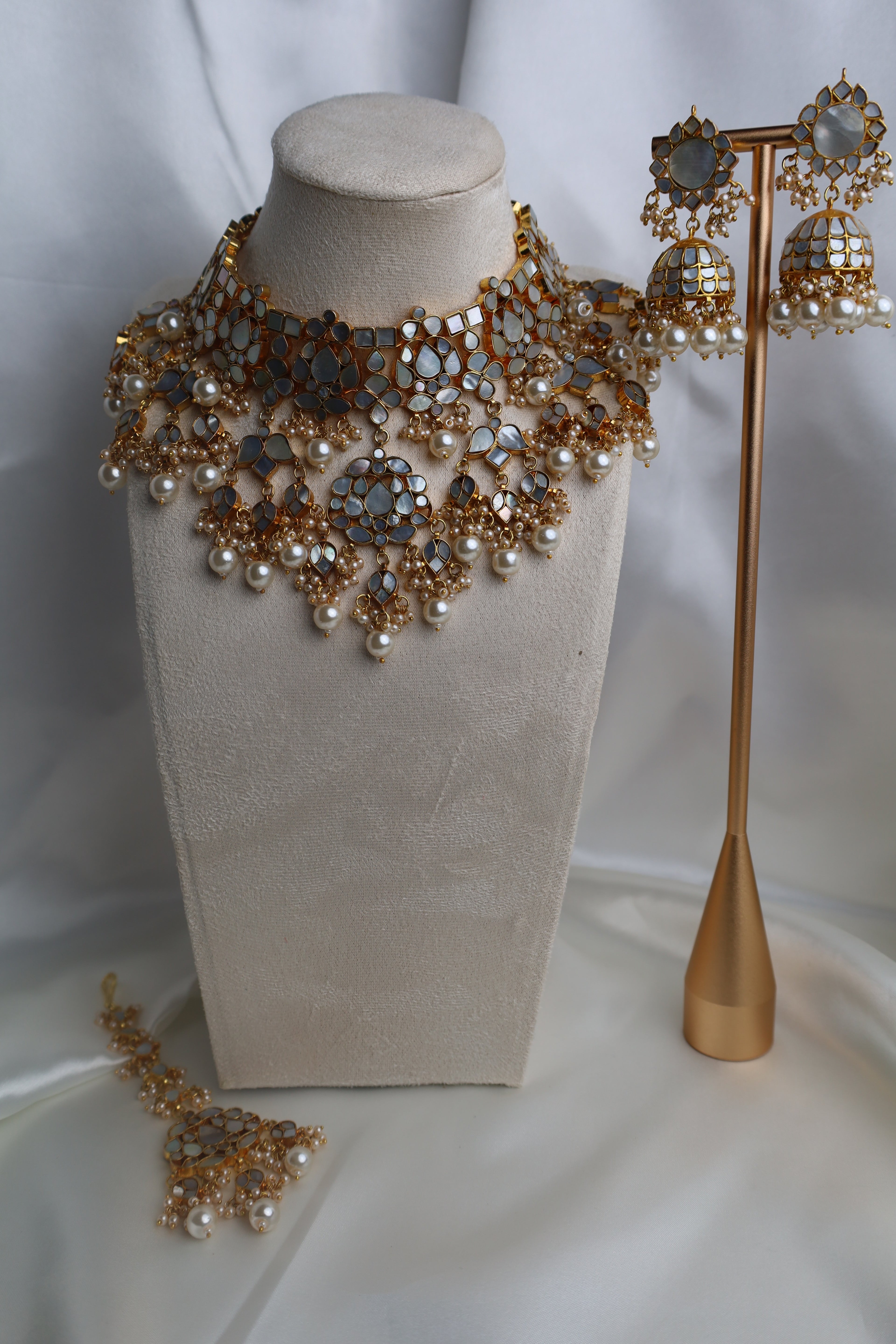 Luxury Gold Plated Mother of Pearl Jewellery Set