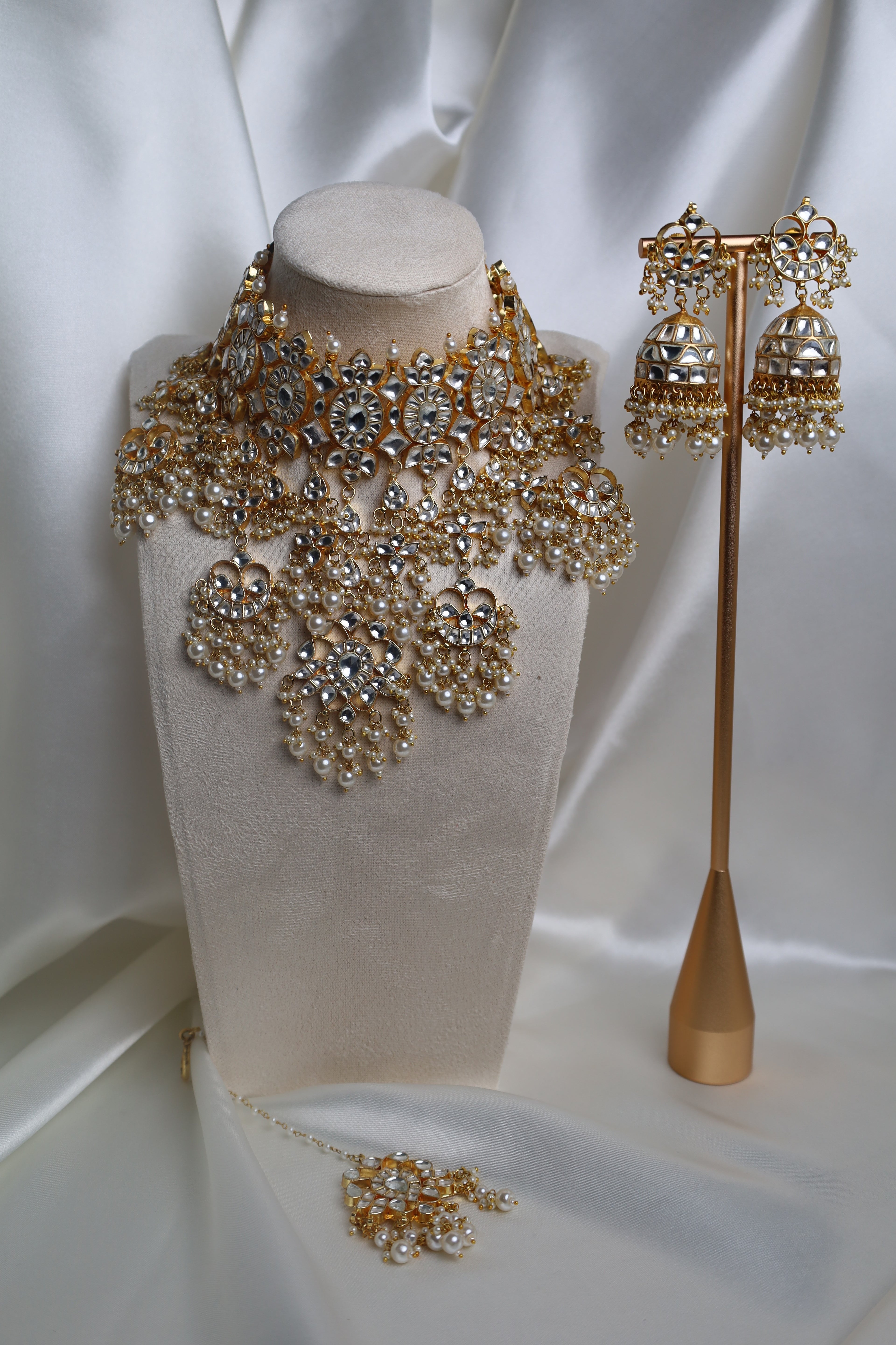 Luxury Gold Plated White Pachi Kundan Bridal Set