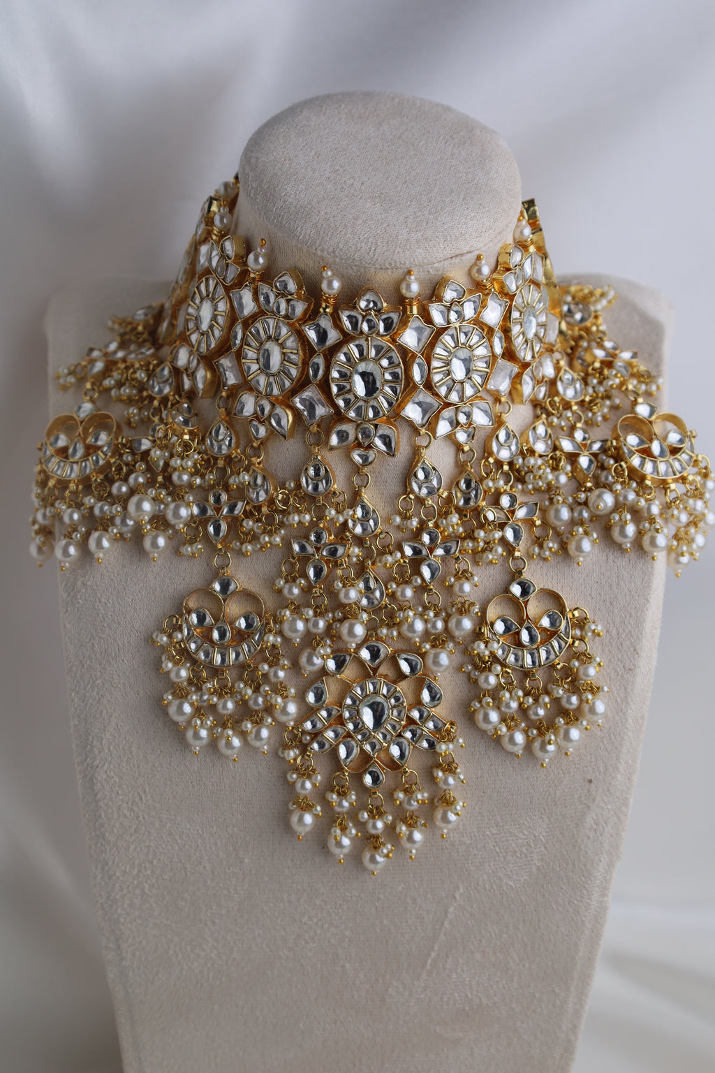 Luxury Gold Plated White Pachi Kundan Bridal Set