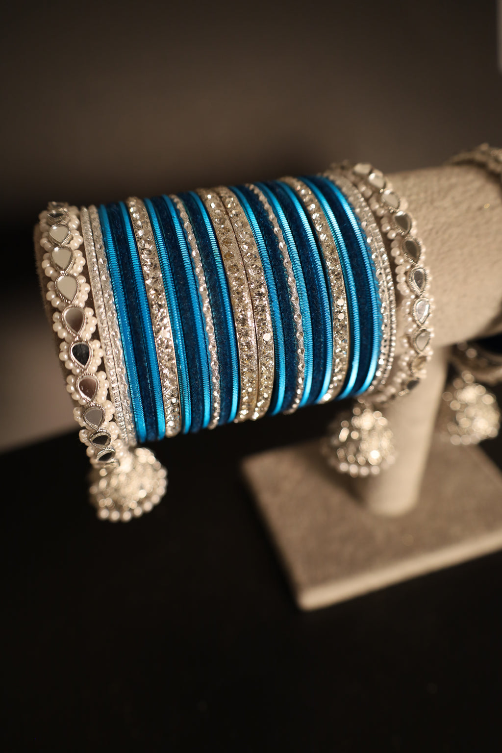 Mathu Bangle Set