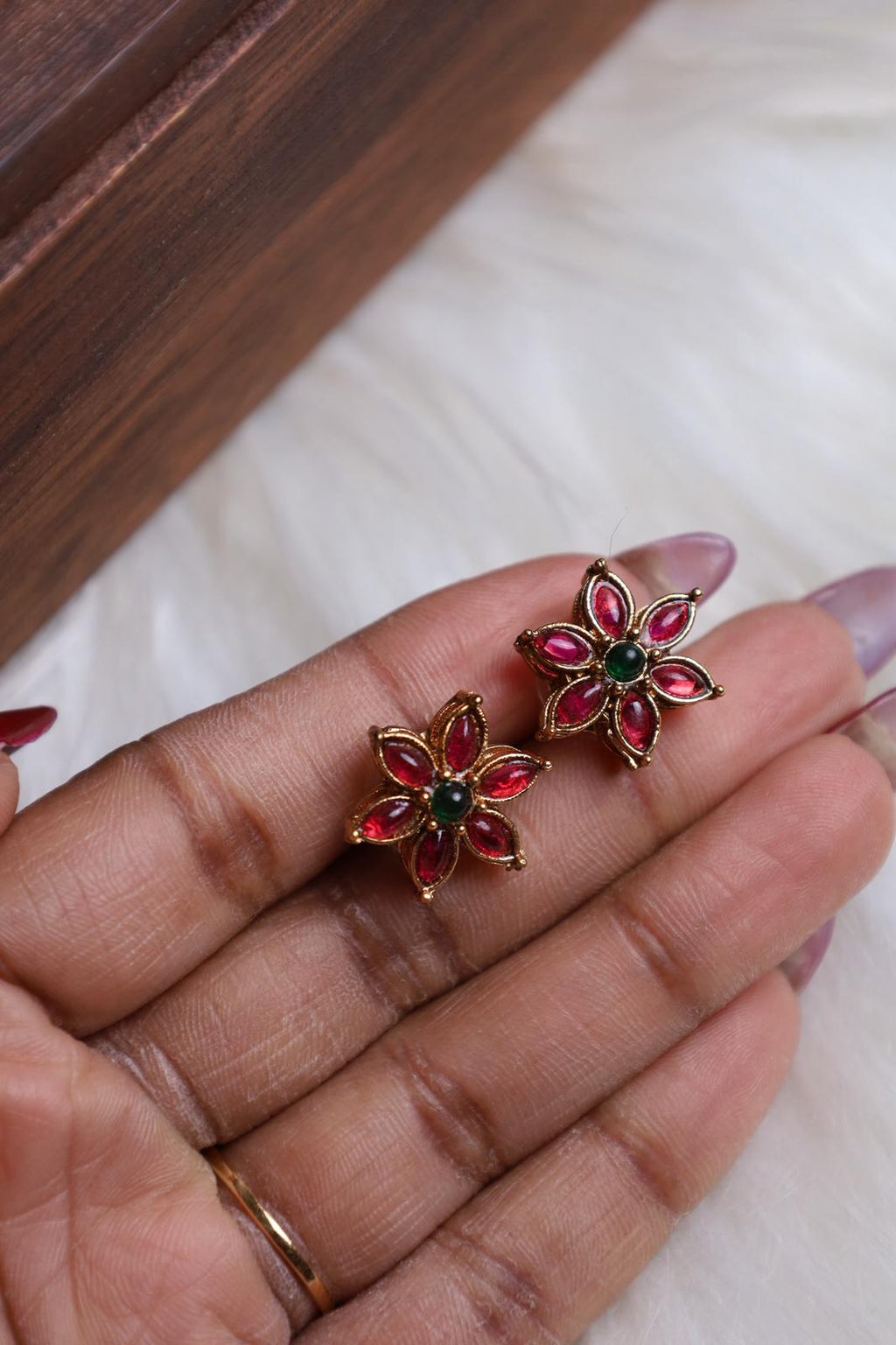Thamarai Pearl Choker Set