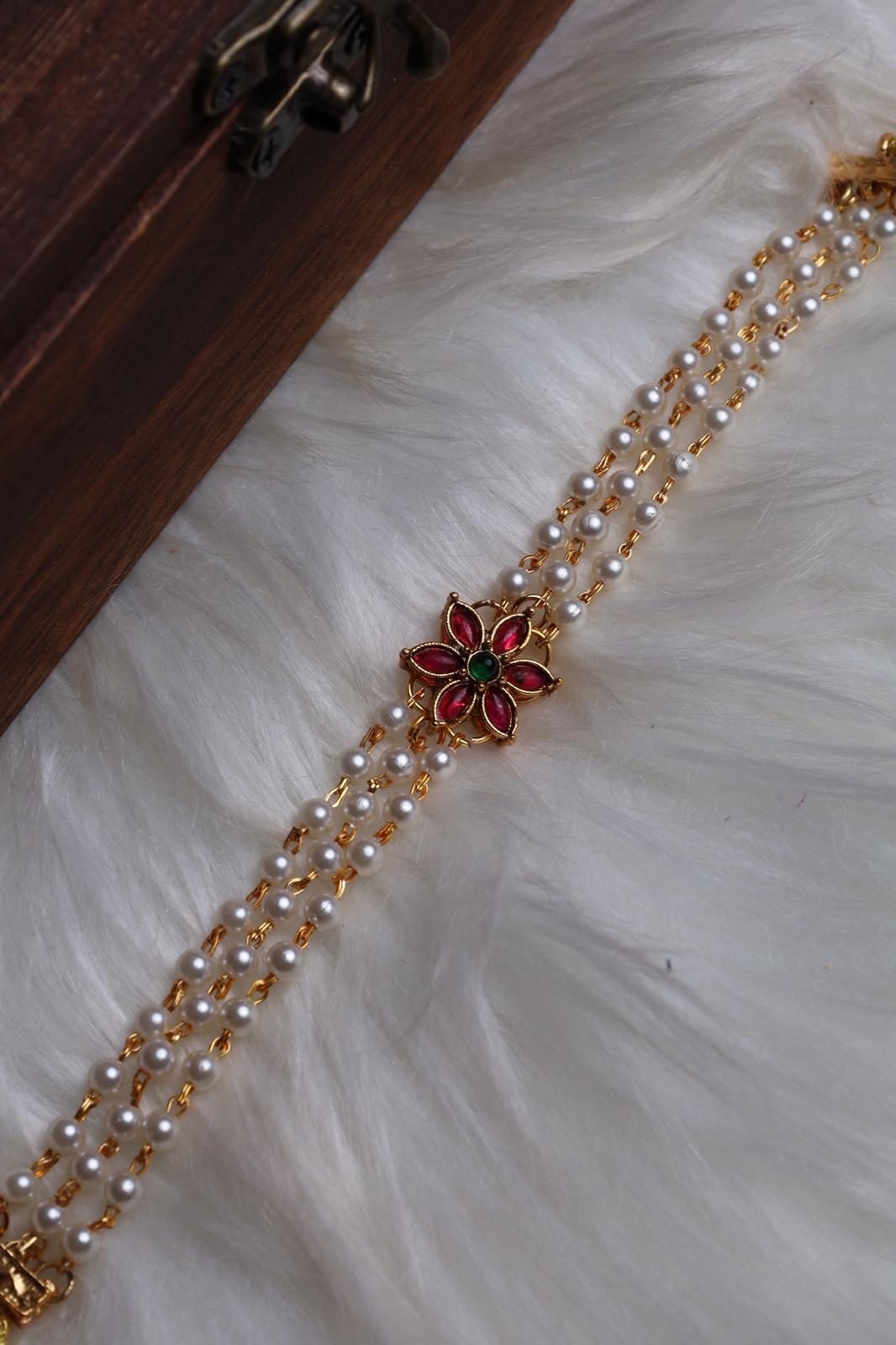 Thamarai Pearl Choker Set